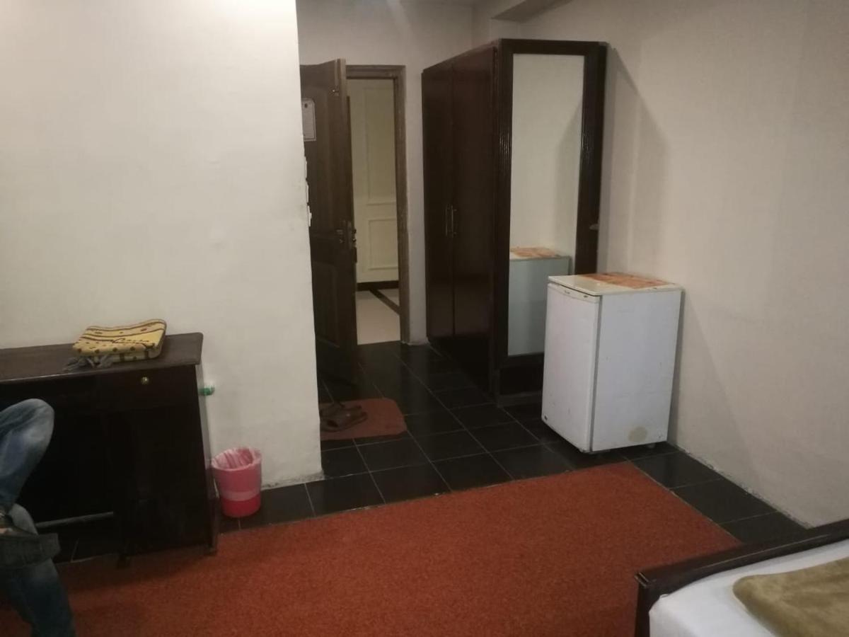 Hotel Burj Al Hateem Rawalpindi Bagian luar foto