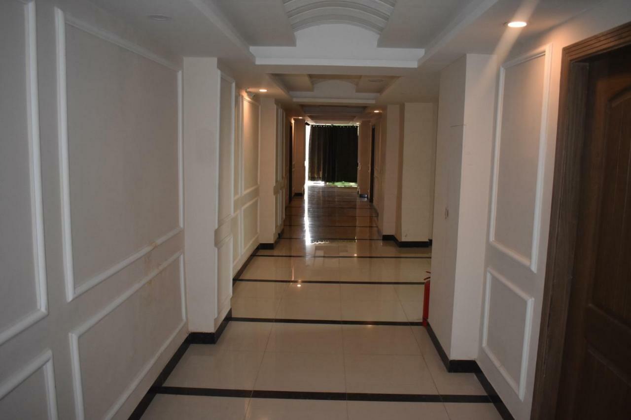 Hotel Burj Al Hateem Rawalpindi Bagian luar foto